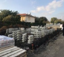 Livraison des parpaings pour le vide sanitaire