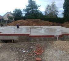 Dalle du Rdc coul&eacute;e !