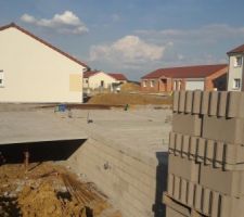 Les poutrelles de la terrasse nord posées