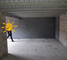 Le sous-sol vu de l'escalier