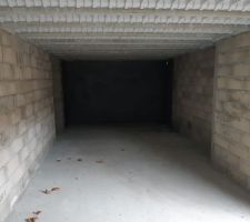 Le sous-sol vu de l'entrée du garage