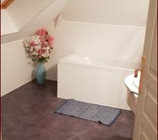 Salle de bain de l 'etage