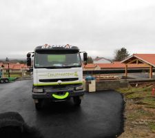 Camion Bessenay Construction