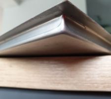 Plaque de granit avant intégration dans le plan de travail