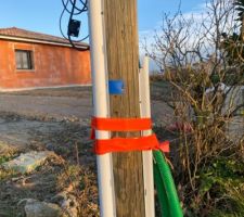 Raccord poteau telecom des gaines vertes