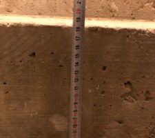 Attention à la marche !
on ne se l'explique pas mais on se retrouve avec 1 marche de 23,5 cm de haut et les autres de 18.5 cm