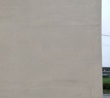 Visite le 01/02/2021 le fa&ccedil;adier est venu faire le reste de la sous-couche de la maison (entre le 25/01/2021 et le 01/02/2021)
Photos datant du 06/02/2021.

fa&ccedil;ade Est