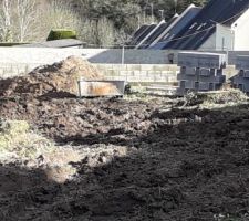 Pr&eacute;paration mur de sout&egrave;nement