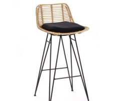 Tabouret de bar cuisine rotin/noir 
https://www.drawer.fr/