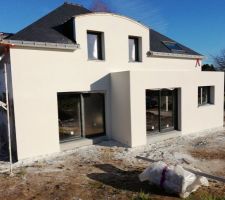 L'Enduit est terminé en 2 jours.