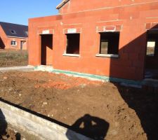 R&eacute;alisation de la terrasse et enfouissement de tous les d&eacute;chets