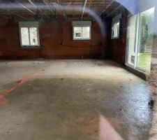 Plus qu'&agrave; attendre que la dalle s&egrave;che pour d&eacute;marrer le placo