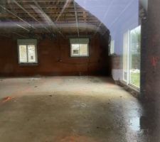 Plus qu'&agrave; attendre que la dalle s&egrave;che pour d&eacute;marrer le placo