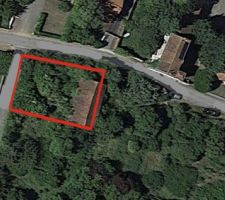 Vue du terrain via Google Maps.