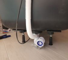 Pr&eacute;paration de la pose du receveur de douche