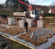 Livraison des parpaings pour le vide sanitaire