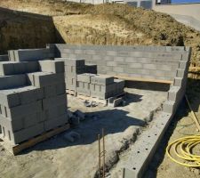 Gros oeuvre en cours: Garage