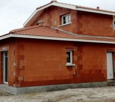 Enduit hydrofuge + reprises au niveau de la charpente