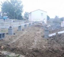Pose des longrines sur pieux