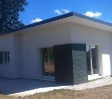 VOICI NOTRE BELLE MAISON DE LA FACE ARRIERE