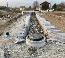 Tranchée drainante sous voire pour récup eaux de pluie