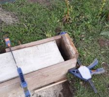 Rallongement de la longueur du surbot, on rajoute 3-4 centimètres environ.