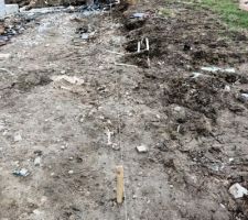 Les ouvriers du voisin ont gratt&eacute;s au moins 50 cm