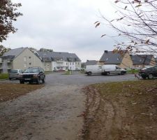 Le haut du lotissement, d&eacute;but des sentiers