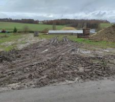 Dalle du RDC coulée, reste à attendre 3 semaines pour le séchage.