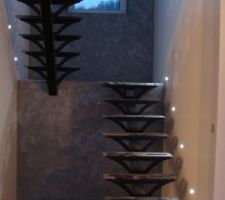 Escalier manque plus que les marches en hetre