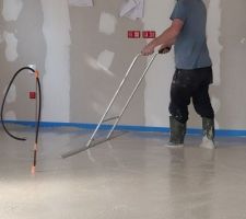 Chape liquide hop hop hop on touille