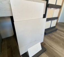 Porcelanosa Carrera Blanco Brillo (29e/m2)