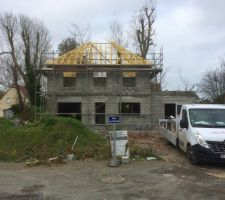 Le 17/11/2020 pose de la charpente