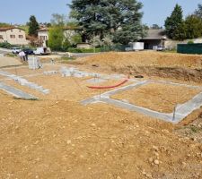 Fondations r&eacute;alis&eacute;es en attente vide sanitaire