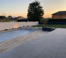 Finalisation terrasse carrelage gris 60*60 (pose sur plots)