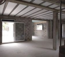 Intérieur de la maison avant la pose des cloisons intérieures - 06/04/21