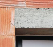 Fissures linteau