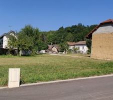 Terrain vue de la route