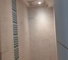 Carrelage salle de douche RDC