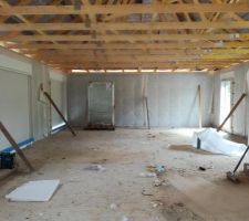 L'int&eacute;rieur encore en travaux