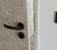 Peinture portes int&eacute;rieures