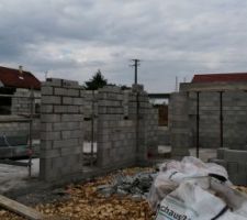 El&eacute;vation des murs : 5&egrave;me jour