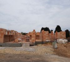 Élévation des murs, vue d'ensemble côté rue