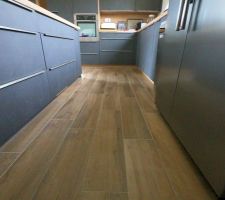 Fin des travaux des sols.
Résultat final carrelage & parquet.