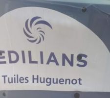 Tuiles terre cuite noires