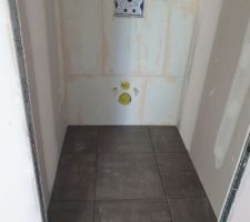 Carrelage WC &eacute;tage
