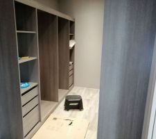 Dressing suite parentale en cours.