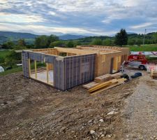 Vue générale, manque encore l'étage