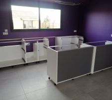 Cuisine en cours de pose.