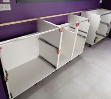 Cuisine en cours de pose.